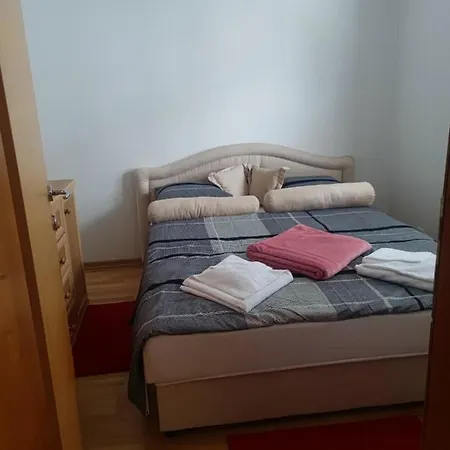 Apartman Una Apartment